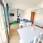 Con Gran Terraza En El Centro 公寓 L' Escala